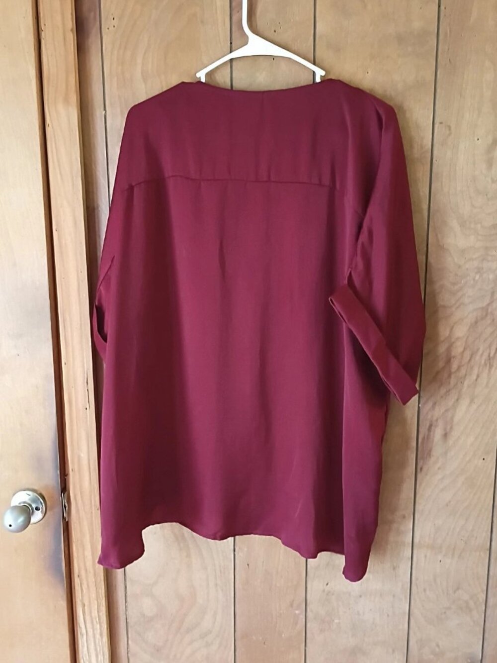 Glam Oversized Burgundy V-Neck Pullover Blouse Top Size Large Polyester Flowy - Picture 3 of 3